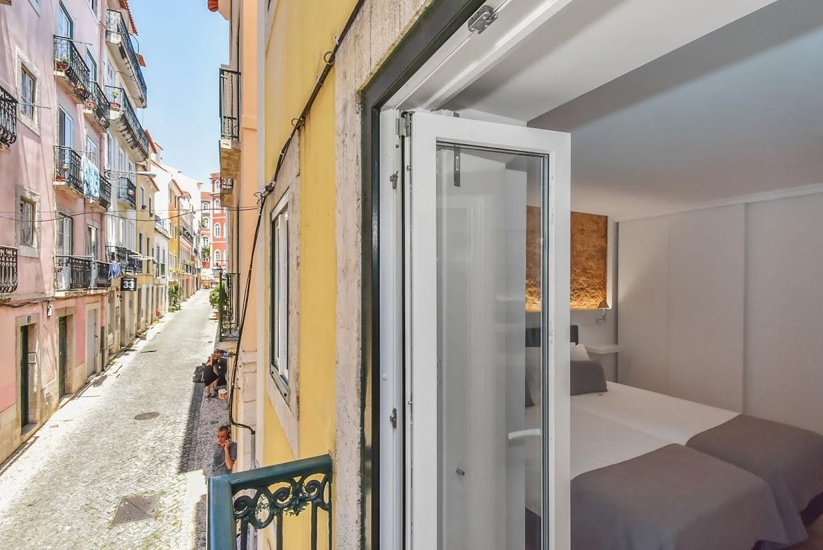 Boutique Apartment Cris Do Carmo ลิสบอน ภายนอก รูปภาพ