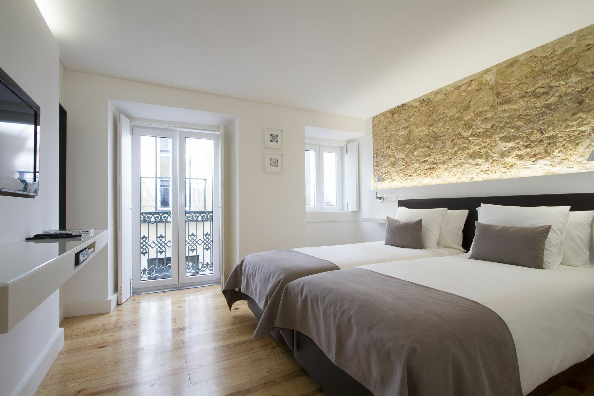 Boutique Apartment Cris Do Carmo ลิสบอน ภายนอก รูปภาพ
