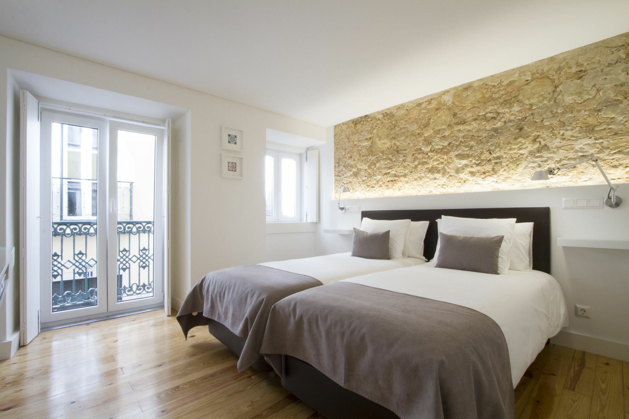 Boutique Apartment Cris Do Carmo ลิสบอน ภายนอก รูปภาพ